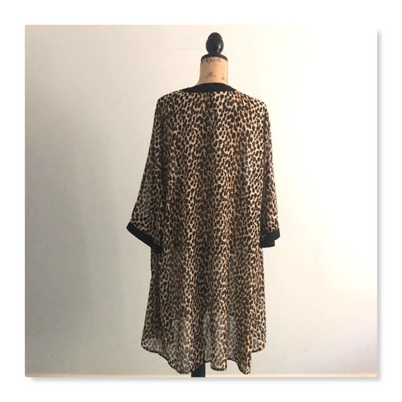 Torrid Swim Coverup Kimono Animal Print NWT - Picture 8 of 11